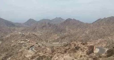 الجيش اليمنى مدعوما بالتحالف يحرر مواقع استراتيجية بالقبيطة