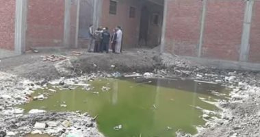  بالصور .. قرية المريح تغرق فى مياة الصرف الصحى