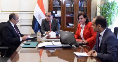 صور.. رئيس الوزراء يلتقى وزير الزراعة لمتابعة عدد من ملفات القطاع