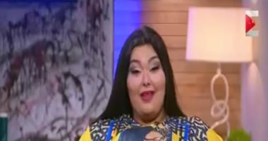   شريهان أبو الحسن  تداعب "ندى رحمى" على الهواء ببرنامج "كلام ستات"
