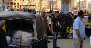 شكوى من ميكروباصات بلا لوحات وتكاتك تقودها أطفال بمزلقان سيدى بشر