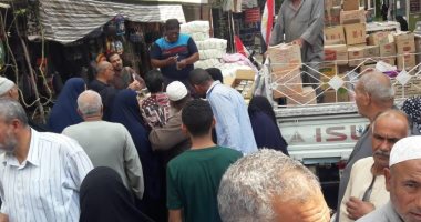 70 سيارة محملة بالسلع الغذائية المخفضة بقرى ومدن 4 مراكز بكفر الشيخ