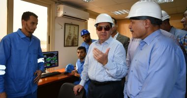 وزير البترول يوجه بسرعة تحديث وزيادة أطوال شبكة نقل وتداول الزيت الخام