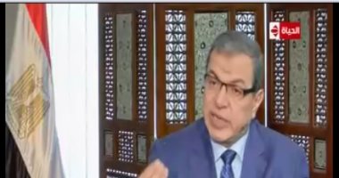 وزير القوى العاملة: ندافع عن العمال ولا نعترف بـ"استمارة 6" إلا فى هذه الحالة