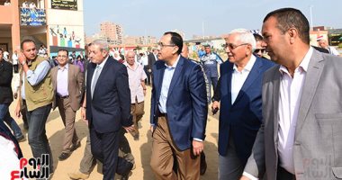 رئيس الوزراء يكلف بسرعة العمل على تخفيض كثافات الفصول بالدقهلية 