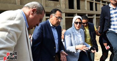 سيدة تشكو لمصطفى مدبولى عدم وجود مكان للغسيل الكلوى بمقر سكنها بالقاهرة الجديدة