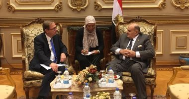 صور.. "رئيس دفاع النواب" يستقبل السفير النرويجي بمقر البرلمان