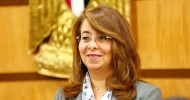 غادة والى:  تنفيذ  برنامج "اختار حياتك" فى 300 مدرسة بخطورة المخدرات 