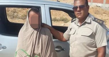 صور.. قصة نجار مسلح تنكر فى زى سيدة ليقابل زوجة صديقة بالمنوفية