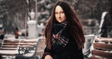 الموناليزا فى لندن.. مصمم جرافيك يبدع تصميمات جديدة للوحات الكلاسيكية 
