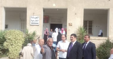 محافظ القليوبية يزور مدينة قليوب ويكشف سوء الخدمة المقدمة بمستشفى الرمد