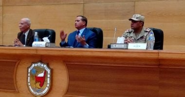 ناجى شهود وهند عاكف وأحمد جوهر فى ضيافة جامعة سوهاج للإحتفال بنصر أكتوبر