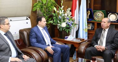 محافظ كفر الشيخ يتابع نتائج حملة "حق الشعب" وجهود مكافحة الفساد