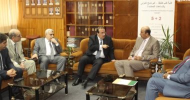 رئيس جامعة طنطا يبحث التبادل العلمى مع الملحق الثقافى السعودى