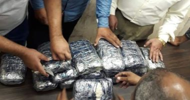 جمارك سفاجا تضبط 128 ألف قرص مخدر قبل تهريبها