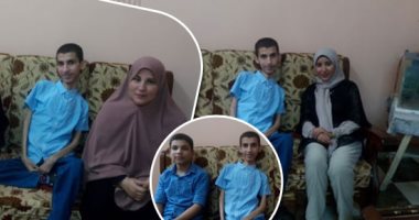 صور.. الإعاقة ليست فى الجسد بل فى الفكر والروح.. قصة تفوق طالب بالشرقية رفضت مديرة مدرسة قبوله لإعاقته فتحداها ونجح بامتياز فى جميع المراحل الدراسية.. والرئيس السيسى يكرمه