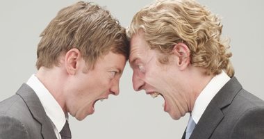 متوتر وقلقان.. 8 نصائح صحية لتهدئة الأعصاب 
