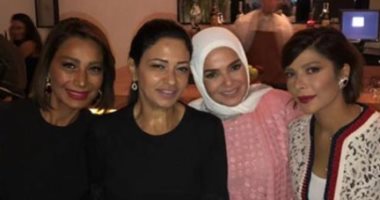 سهرة نسائية خاصة تجمع بين بسمة وهبة وأصالة ومنى عبد الغنى