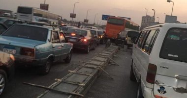 محافظة الجيزة: إجراء صيانة الفواصل العرضية والأسوار لكوبرى 6 أكتوبر