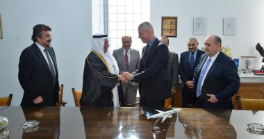 مصر للطيران توقع شراكة دولية لإنشاء قرية بضائع لوجيستية بمطار القاهرة