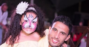 شاهد.. كيف احتفل محمد ناجى جدو بعيد ميلاده الـ34