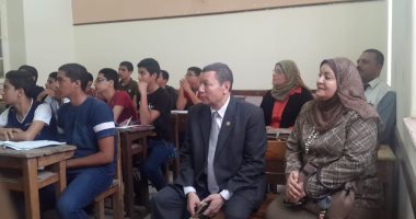 معلموا الثانوية العسكرية بدمياط" يشاركون بمبادرة "شارك تعلم المجانية"