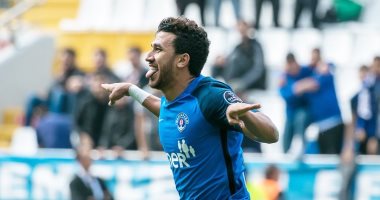 كل أهداف الأحد.. صلاح وتريزيجيه يهزان الشباك.. والسيتي بطل ديربى مانشستر