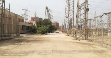 صور.. اضبط مخالفة.. عودة موظفي كهرباء الشرقية للعمل فى مكان خاص بالتشغيل