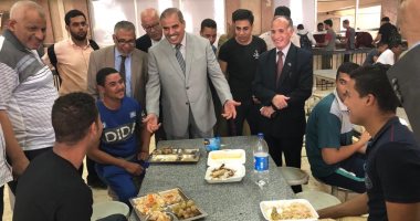 "المحرصاوى" يطمئن على جودة الخدمة بالمدن الجامعية للأزهر