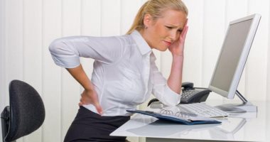 كيف يؤثر العمود الفقري على مشاعرك وحالتك النفسية؟