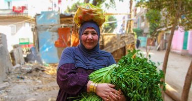 صورة اليوم.. إلى الست اللى فى عيونها رضا وأمل باينين