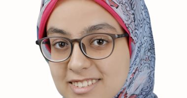 صور.. ابنة كفر الشيخ تمثل مصر فى مسابقة تحدى القراءة العربى بالإمارات