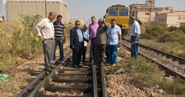 رئيس هيئة السكة الحديد يقود حملة مرور على خطوط وورش منطقة غرب الدلتا