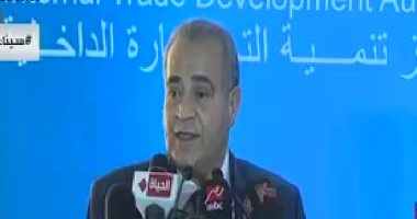 وزير التموين مطالبا بتحويل "القوطة" لصلصة: مفيش حد بره بيطبخ بطماطم