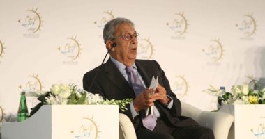 عمرو موسى ناعيا عزة العشماوى: كانت مثالا للرقة والأدب وتتمتع بحس وطنى عال