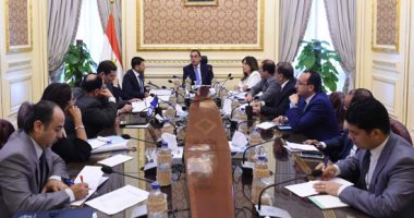 رئيس الوزراء يستعرض خطة تطوير مصلحة الضرائب المصرية