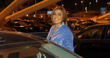 صور.. المطربة وعد تصل مطار القاهرة لتسجيل أغنيتين باللهجة المصرية