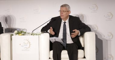رئيس لاتفيا السابق: الأديان تخرج من مشكاة واحدة فلماذا نظرية صراع الحضارات