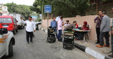 وزارة البيئة تنفذ حملة لفحص عوادم المركبات بالمعادى 