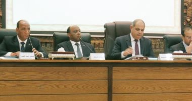 محافظ الغربية يستعرض استعدادات المحافظة لمواجهة أمطار الشتاء
