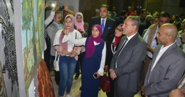 صور.. محافظ الإسماعيلية يشهد احتفالية الشباب والرياضة بالعيد القومى للمحافظة