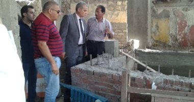 صور.. "صحة البحر الأحمر" تشن حملة لمكافحة الأمراض المتوطنة بشارع المدارس بالغردقة