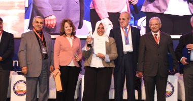 الجمعية العربية لدراسة أمراض السكر تكرم الزميلة أمل علام بــ "اليوم السابع"