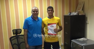 بأوامر فييرا .. الإسماعيلى يمدد تعاقد مدافع منتخب الشباب 5 مواسم 