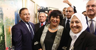 صور.. وزيرة الثقافة تفتتح ملتقى الخط العربى وتشاهد إبداعات الصين