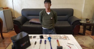 القبض على عاطل وراء سرقة الفيلات والاعتداء على أسرة بـ"الموس" بالتجمع