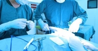 هدى تؤجل زفافها لتنقذ والدها وتتبرع بجزء من الكبد.. وطبيب يشرح معايير إجراء التبرع