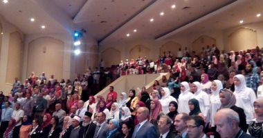 صور.. محافظ البحر الأحمر يفتتح ندوة "الاكتشاف المبكر لأورام الثدى"