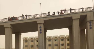 النيابة تصرح بدفن جثث حادث سقوط سيارة من كوبرى الفنجرى