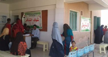 تنفيذ قوافل علاجية مجانية بقرى باريس ودرب الأربعين فى الوادى الجديد